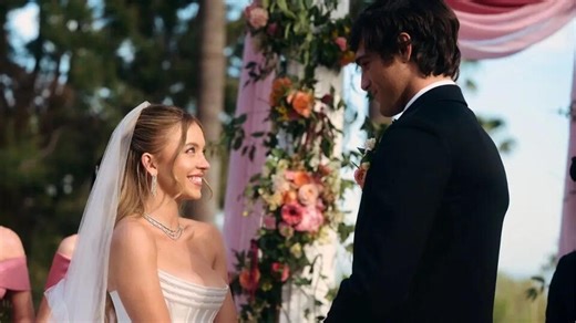 Sydney Sweeney's Expressive Facial Lines on 'Euphoria' Ignite Debate Over Cosmetic Procedures in Hollywood: 'Actors Shouldn't Have Botox' - NewsBreak