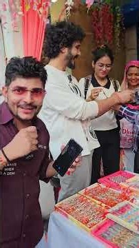 5 मिनट में लड़कियों से सबसे ज्यादा राखी बंधवाओ
