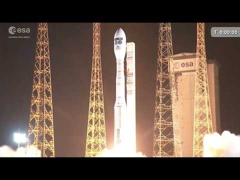Blastoff! Vega C rocket launches 2 Earth-observing satellites from French Guiana