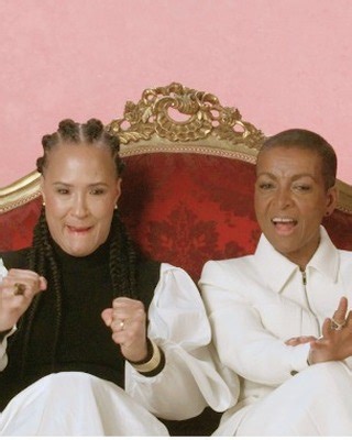 Some things are simply too hot for Instagram 📺: BRIDGERTON S4, now playing | Netflix