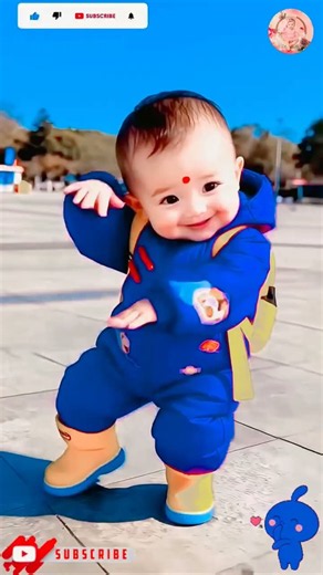 Cute baby dancing 😂 | Funny baby videos | Top baby videos #viral​ #funny​