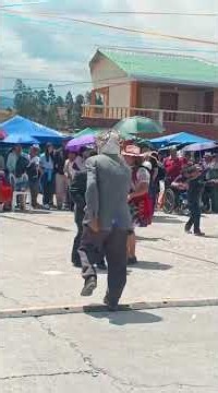 Disfrutando de los Diablitos en San Miguel de Cojitambo 🎭✨ #Diablitos #TradicionesEcuador