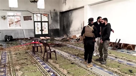 At least eight people were killed in an explosion at a mosque of the Alawite sect in the Syrian city of Homs https://reut.rs/4qqUfLi | Reuters