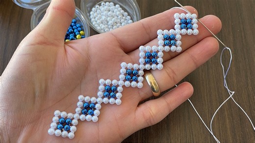 How to make a simple beaded bracelet // Beaded bracelet making tutorial // easy bracelet | My Hobby