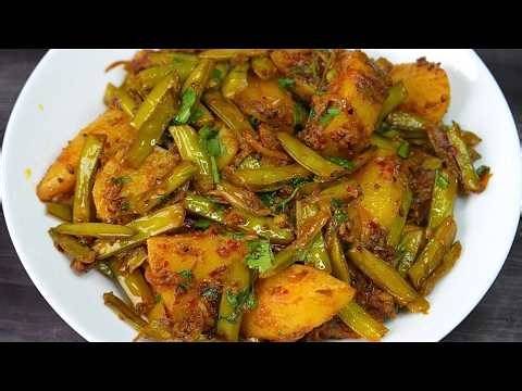 चटपटी आलू ग्वार फली की मसालेदार सूखी सब्जी | Aloo Gawar Ki Sabji | Cluster Beans Recipe