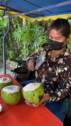 Amazing! Young Coconut Cutting Skills 🥥