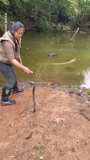 It's cold, and catching fish is too easy. #fishing