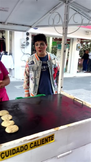 Hurricane Melissa update - 12 noon, Jamaica. Footage as the hurricane makes landfall with historic 185mph winds #hurricanemelissa #melissa #jamaica #news