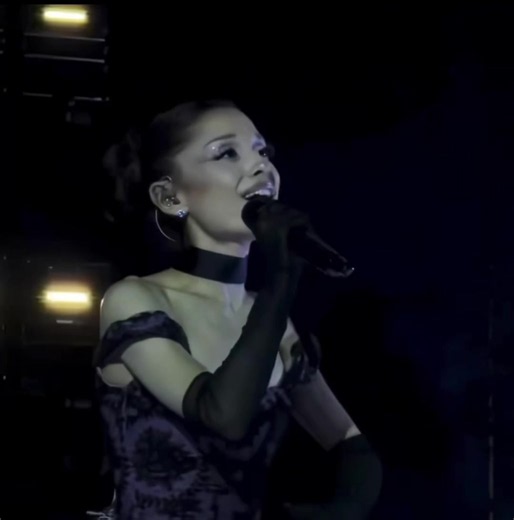 Dangerous Woman live Eternal Sunshine Tour Ariana Grande high note