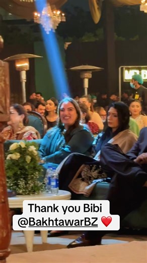 Supporting the Pakistan People's Party in Karachi