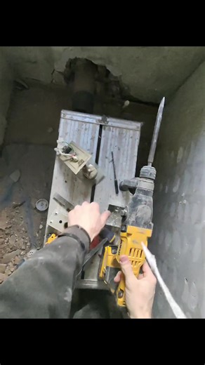 Gold cards don't lie do they 🤔 #wingingmalife #doingjustfine #thisyear #backbox