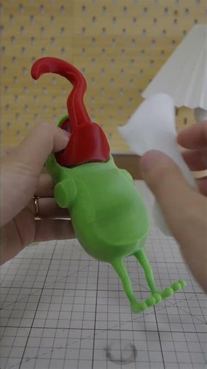Your boring hook could never. This frog makes hanging clothes fun. #3dprinting #Creator5 #flashforge