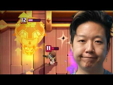 Hero Balloon THROWS A SKELETON