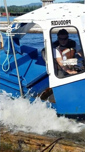 An Unsinkable Boat!😱 #boats #unsinkable #sea