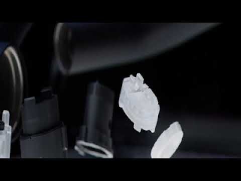 Inside every GROHE Essence faucet lies the Aqua Intelligence® technology GROHE SilkMove