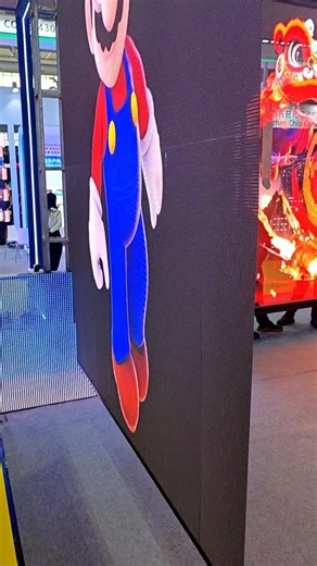 Double-sided video display on a holographic transparent LED screen #leddisplay #ledscreen