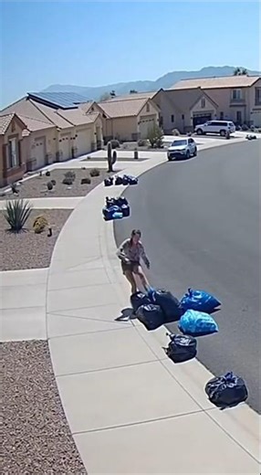 🗑️💥 Trash Kicker Gets CYAN-BLASTED in the Desert Heat! 🩵🤣