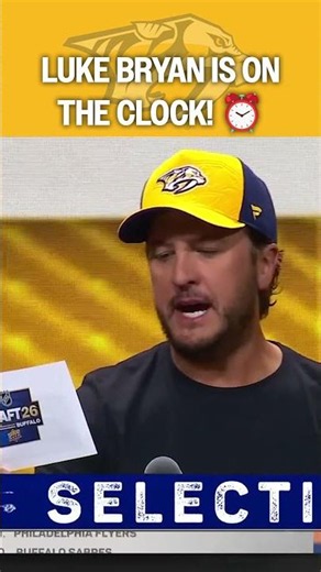Luke Bryan KNOWS Nashville! 🐟🤠