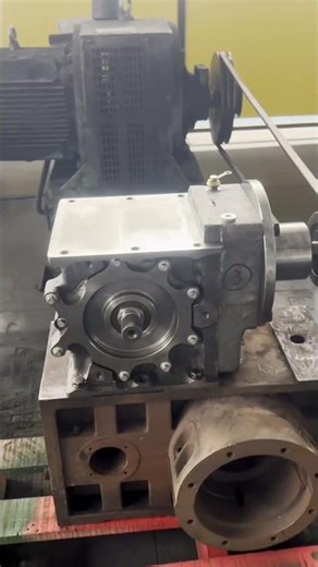 Anyone knows the usage for this gearbox? #gearbox #reducer #drive #transmission #cablecar #mechanic