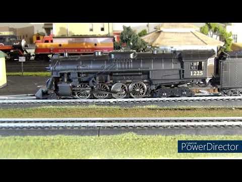 2025 12 Days of Christmas: HO Lionel LionChief Polar Express Set