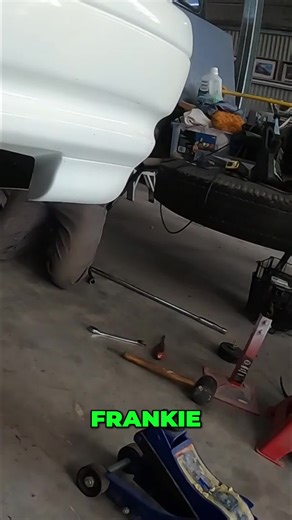 VP Commodore Peter Brock Tribute Race Car Features