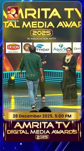 Honouring Mr. Shajeev, MD, Onyx Media, on the floor of the Amrita TV Digital Media Awards 2025