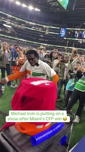 Michael Irvin is having a good time celebrating 🤣