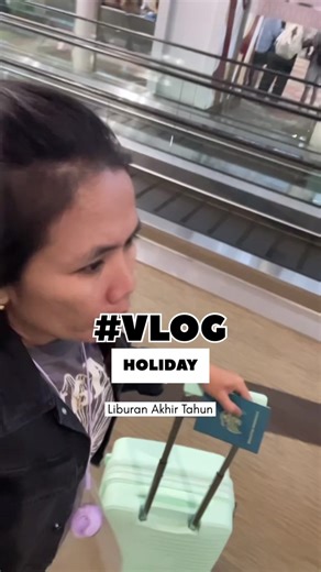 Exploring Kelingking Beach: A Bali Holiday Vlog