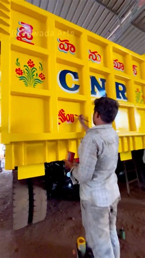 Street Artist Painting Stunning Art on Truck | Satisfying Truck Art Process #shorts #art #viral