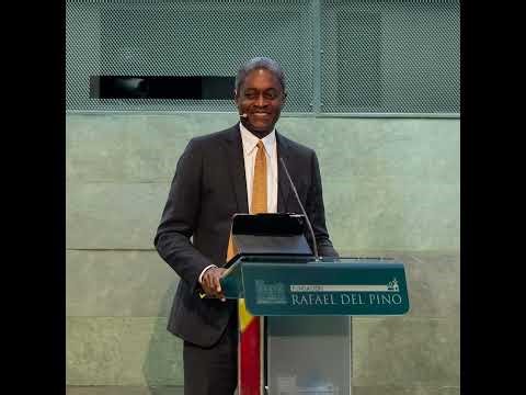 Conferencia Magistral de Raphael Bostic, english