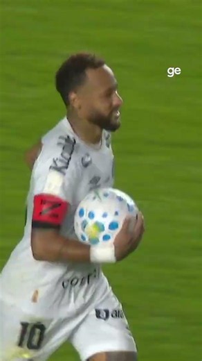 NEYMAR FAZ DE PÊNALTI E EMPATA O JOGO NA VILA! | #shorts | ge.globo