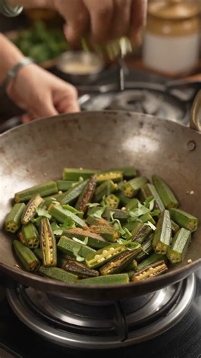 🥗 Easy & Crispy Bhindi Fry Recipe #shortvideo #trendingshorts #funny