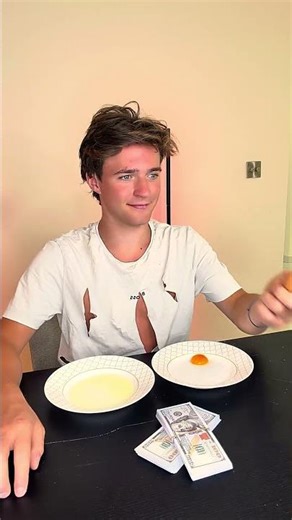 Rich Vs Poor separating Eggs 🐣