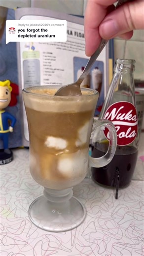 Creating Nuka Cola Float - Fallout Inspired Recipe