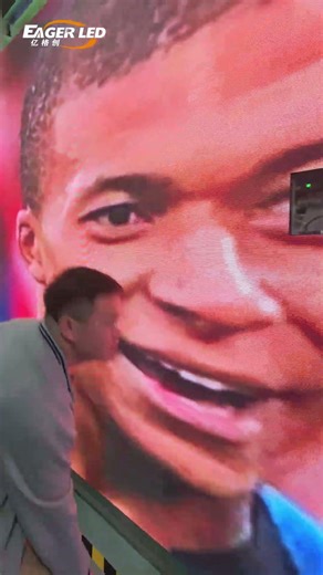 Repair an indoor high-definition LED display screen.#eagerled #leddisplay #ledscreen