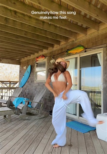 Genuinely my favorite song EVER. #metome #morganwallen #countrymusic | country music