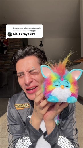 Día de juegos con la Licenciada Furby