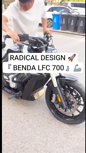 The future of custom bikes is here! 🚀🔥 #Shorts #Benda #LFC700