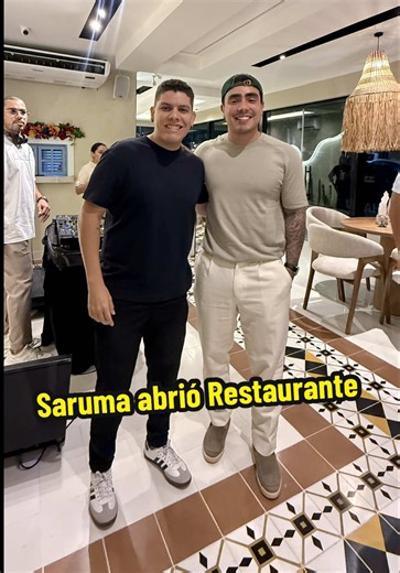 Felipe Saruma abrió su restaurante Margara 🔥 📍Cra 53 con calle 84 esquina Precios: - Chile en nogada $37.900 COP - Guacamole con chicharrón $37.900 COP - Tacos de Birria $36.900 COP - Entraña Angus $129.300 COP 🕣 Almuerzo 12:00 Medio día a 4:00 Pm 🕦 Cena 6:00 Pm a 10:00 Pm De Martes a Domingo #Barranquilla