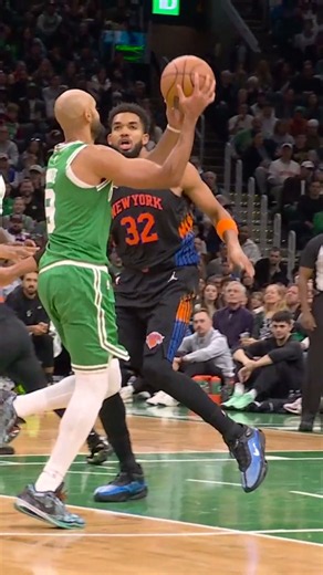 Mitchell Robinson went airborne and absolutely hammered it home! 🔨🔥 #AmericanExpressNBATipOff2026