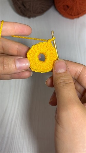 How to Make a Perfect Magic Ring in Crochet | Beginner Friendly