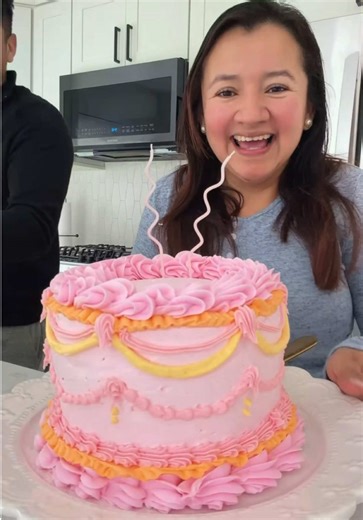 Respuesta a @Daniela Fernandaa con su felicidad ❤️ sabemos que valió la pena la desvelada 😄❤️ #parati