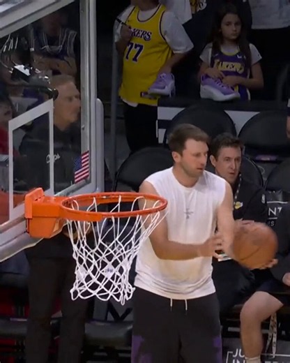 LUKA FROM 94 FEET 🤯 Pregame magic ahead of the Battle of LA!