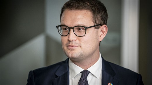 Minister indkalder til drøftelser om 'larven fra helvede'