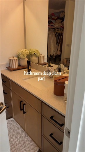 Bathroom Deep Clean Routine: Step-by-Step Bathroom Cleaning Guide