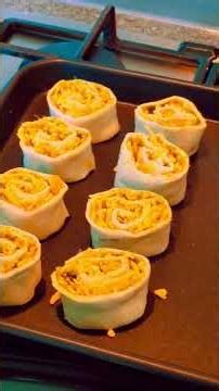 Easy Pesto Pinwheels Recipe | Flaky Puff Pastry Appetizers #food #easyrecipe #pesto #snacks #crispy