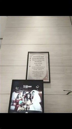 Monkey Artist : Judging youth Lives : Tiger JK (Mommy Daddy Guy) : Imbi : Malaysia (KL)