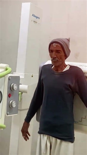 This is a Barium Swallow test in action!