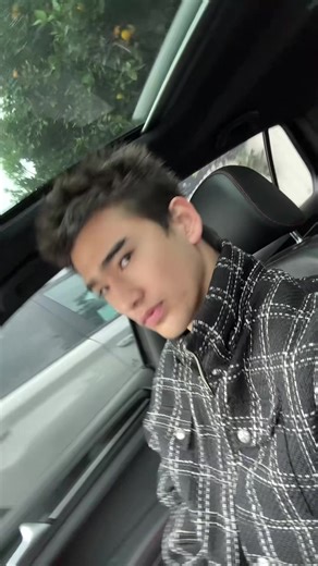 Gabriel (@blessedbythepriest)’s videos with Giorgio by Moroder - Daft Punk