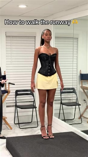 How to Walk the Runway: Model Walk Tips for Vivet Casting